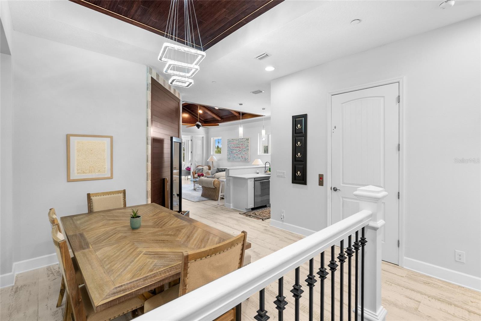 319 COMPASS POINT DR #201, BRADENTON, FL, 34209