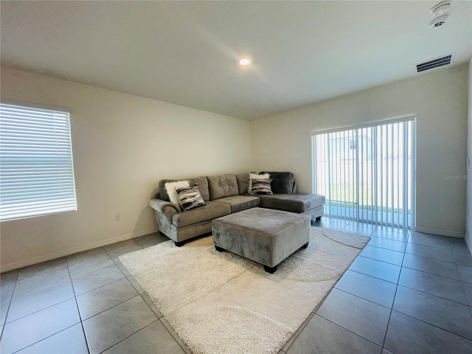 17043 OVAL RUM DR, WIMAUMA, FL, 33598