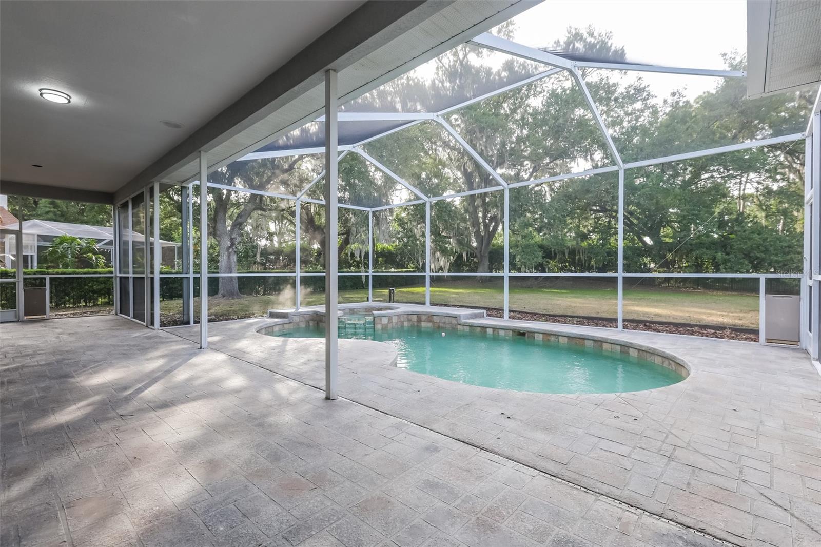 3810 SPRUCE PINE DR, VALRICO, FL, 33596