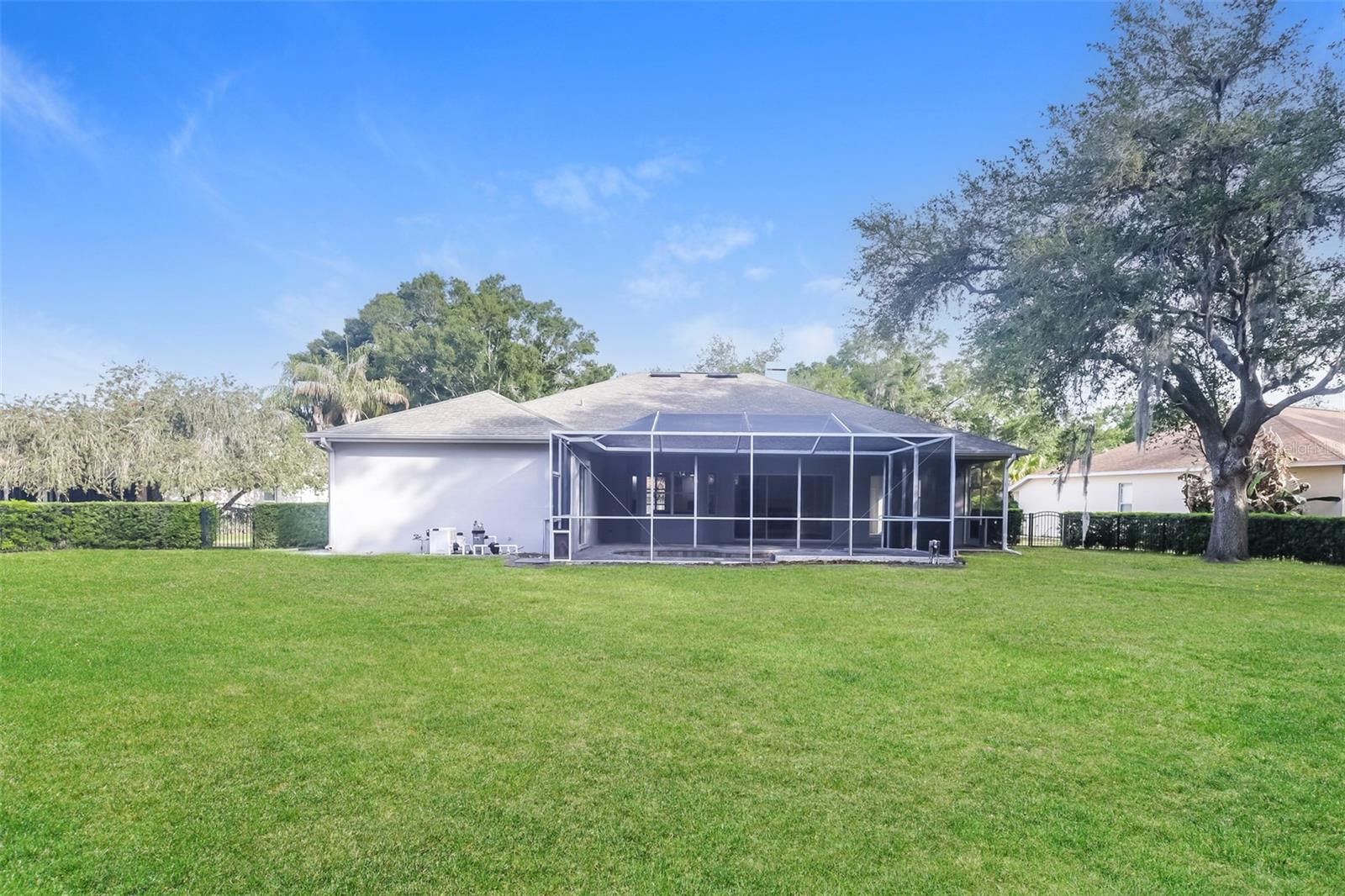 3810 SPRUCE PINE DR, VALRICO, FL, 33596