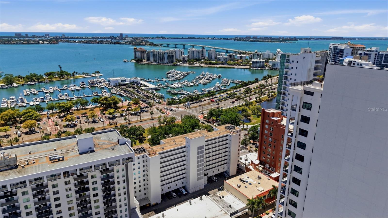 33 S GULFSTREAM AVE #704, SARASOTA, FL, 34236
