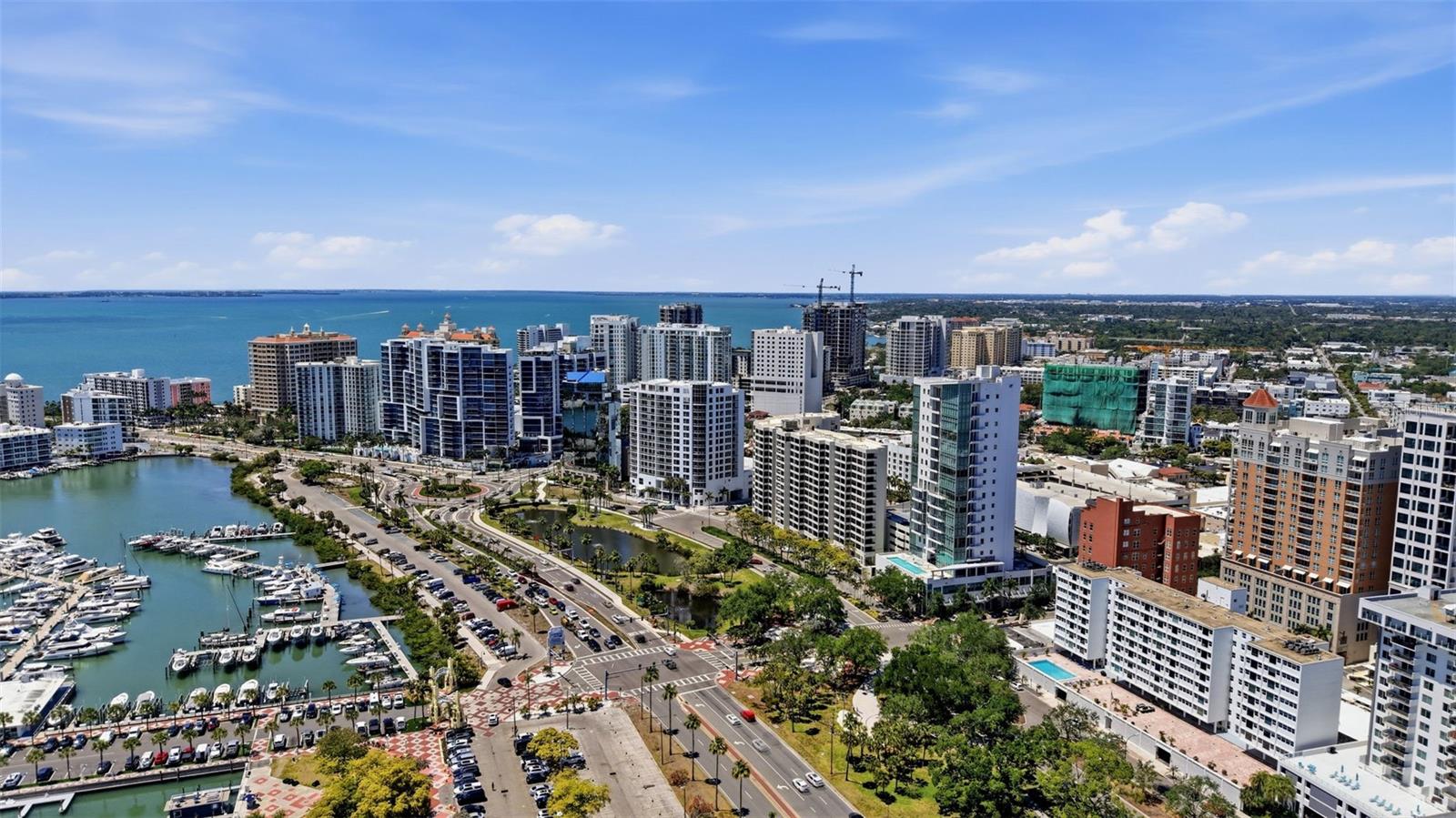 33 S GULFSTREAM AVE #704, SARASOTA, FL, 34236