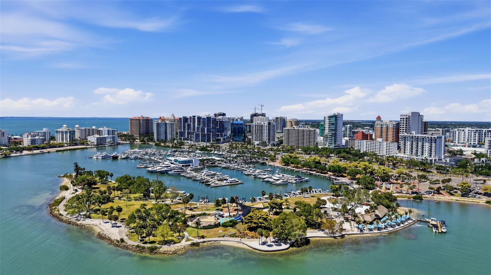 33 S GULFSTREAM AVE #704, SARASOTA, FL, 34236