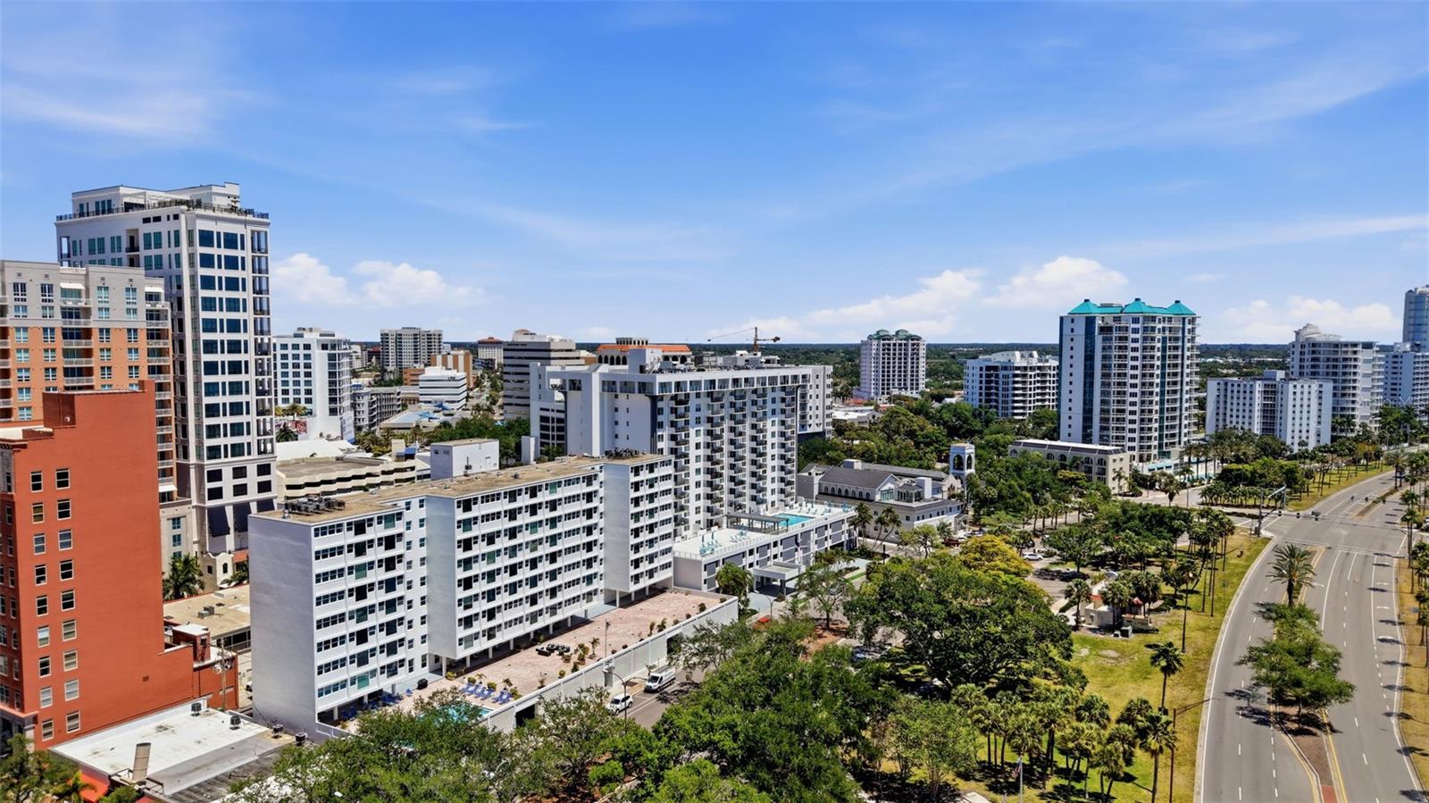 33 S GULFSTREAM AVE #704, SARASOTA, FL, 34236