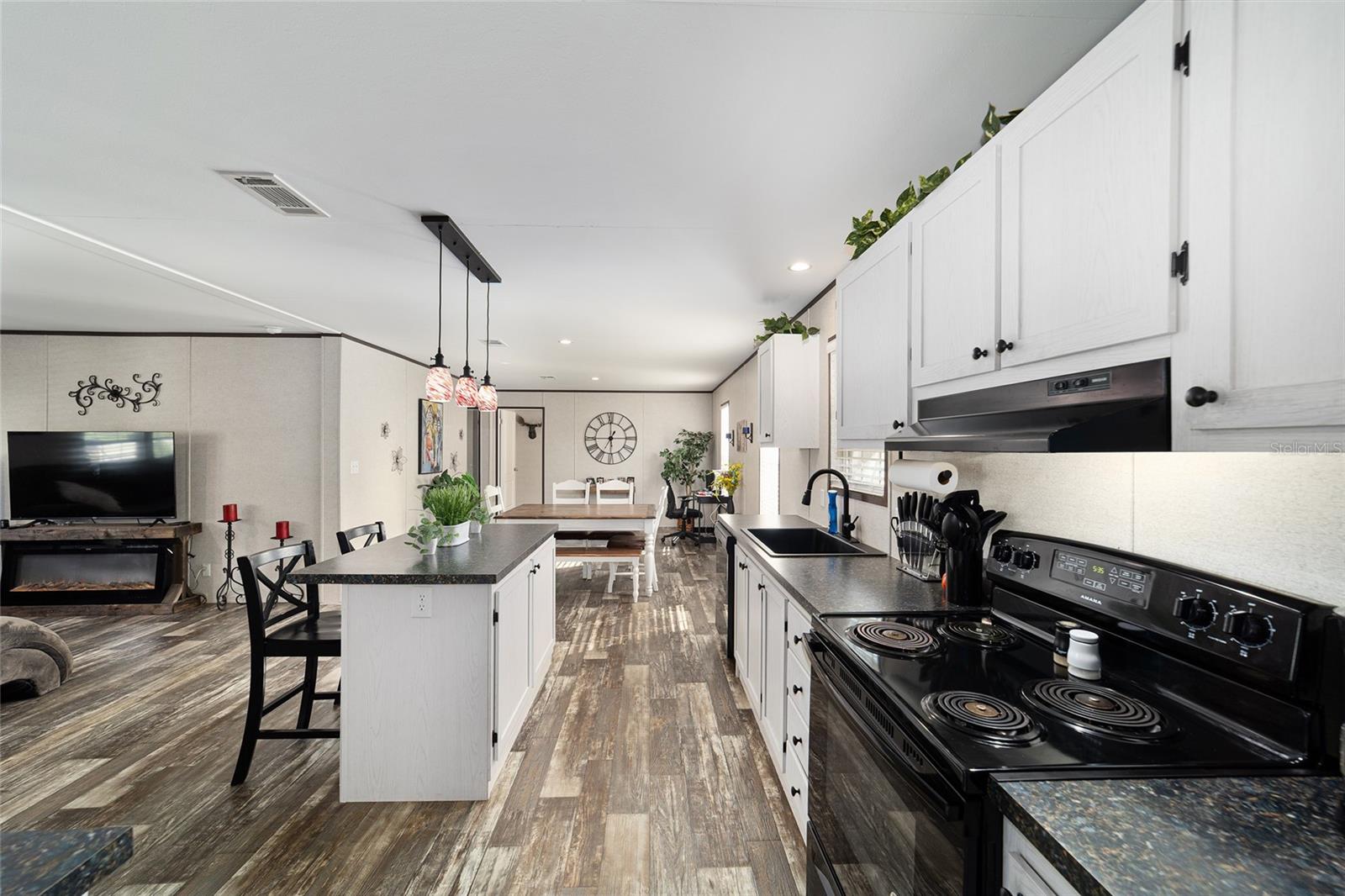 6791 W HOLIDAY ST, HOMOSASSA, FL, 34446