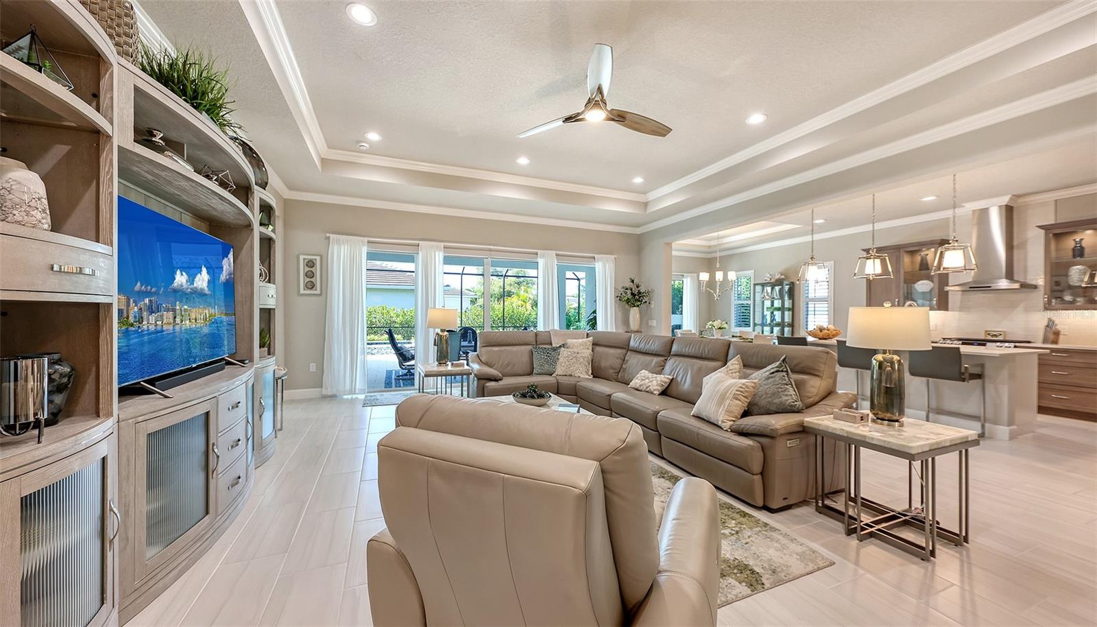 7724 SANDHILL LAKE DR, SARASOTA, FL, 34241