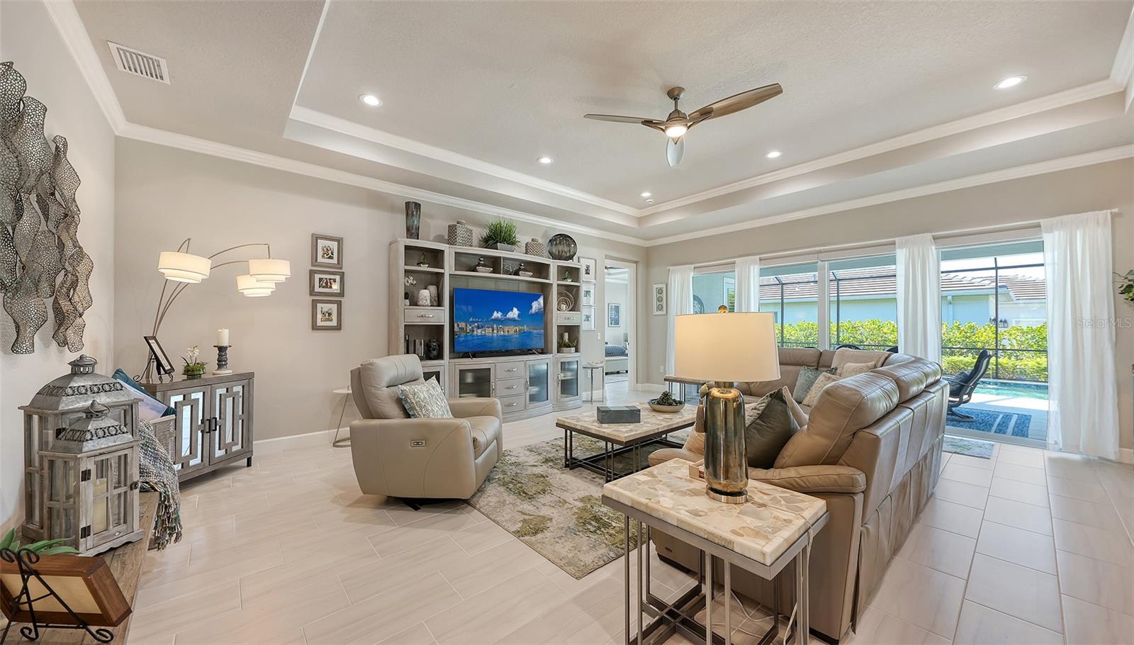7724 SANDHILL LAKE DR, SARASOTA, FL, 34241