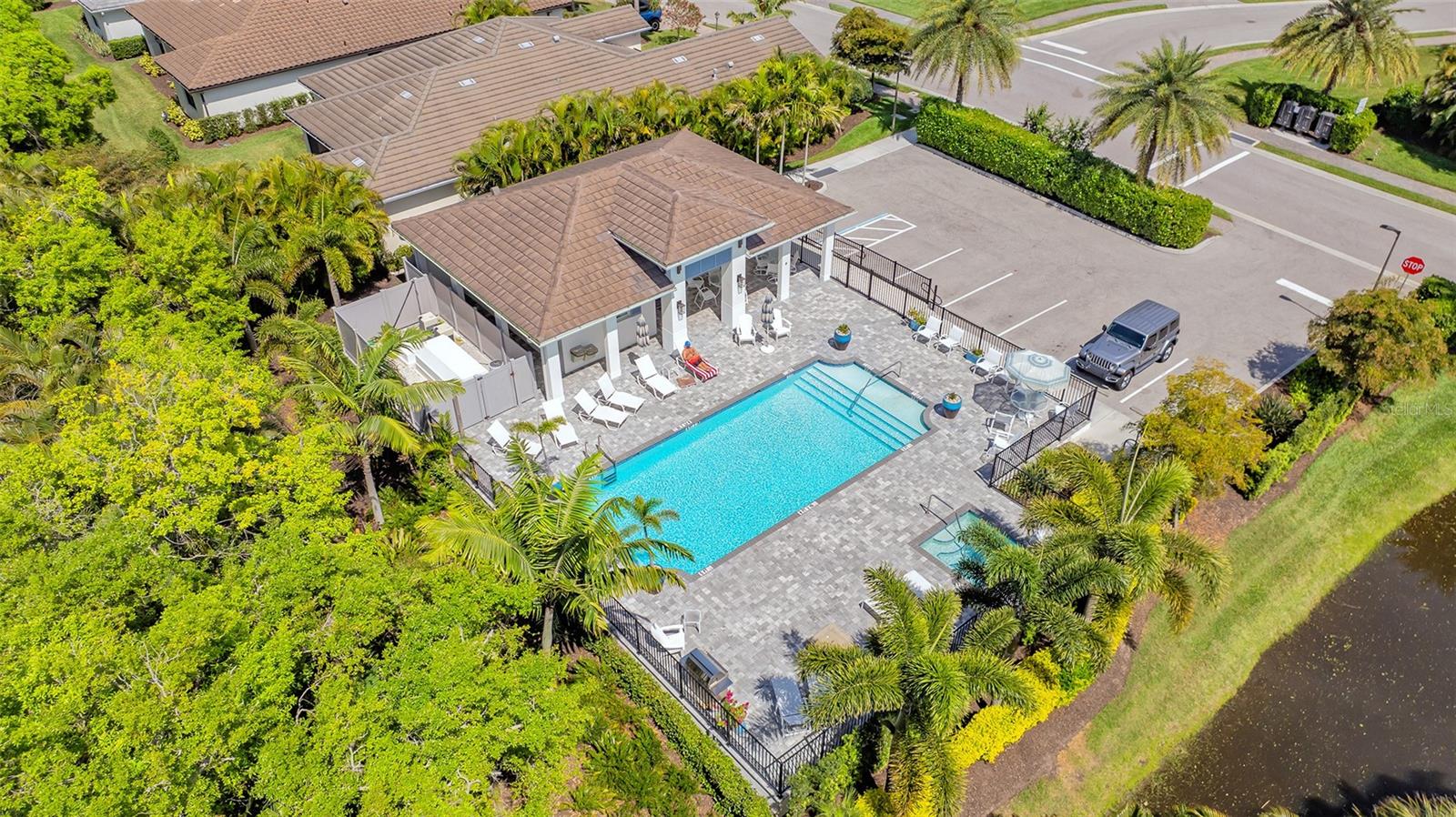 7724 SANDHILL LAKE DR, SARASOTA, FL, 34241