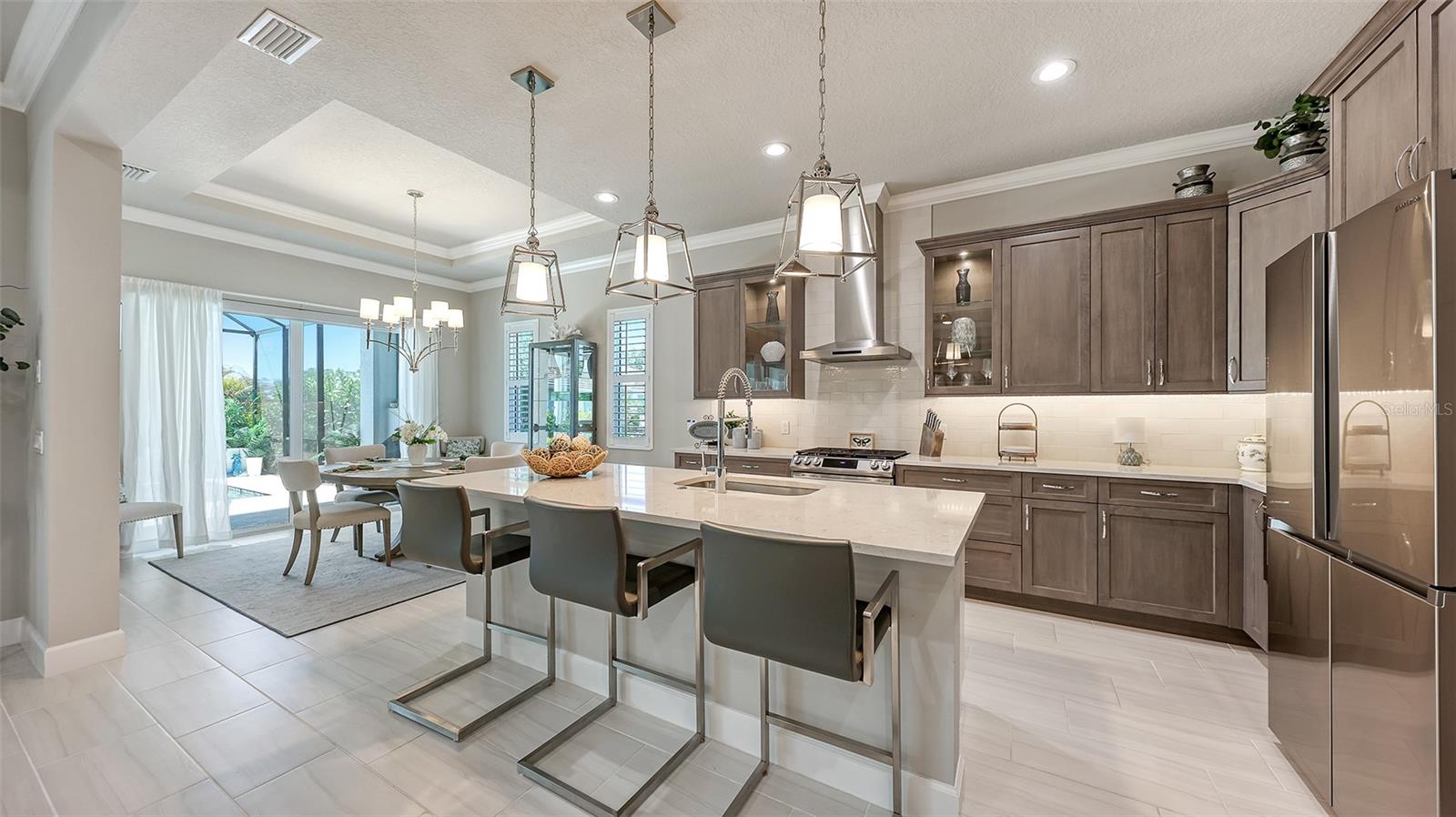 7724 SANDHILL LAKE DR, SARASOTA, FL, 34241