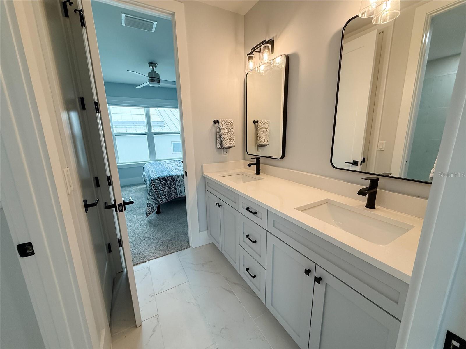 510 CHANNEL DR, TAMPA, FL, 33606