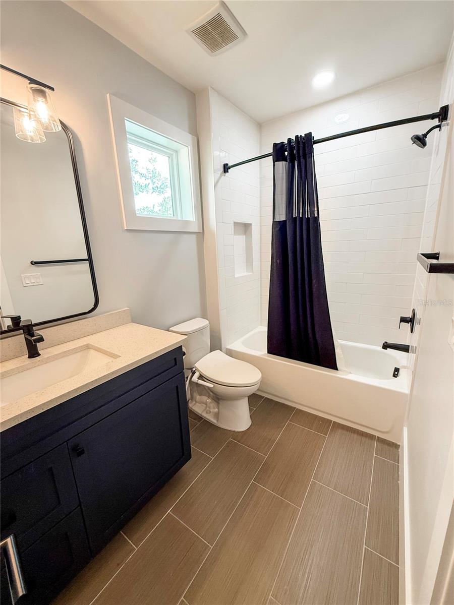 510 CHANNEL DR, TAMPA, FL, 33606