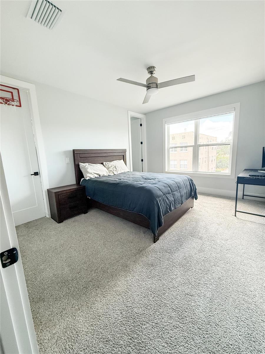 510 CHANNEL DR, TAMPA, FL, 33606