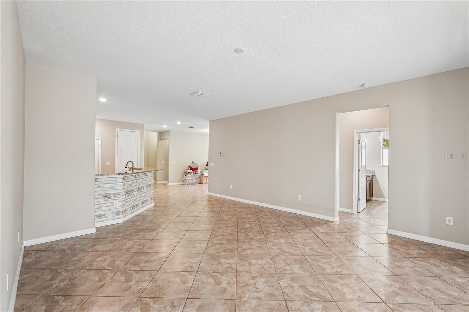 2426 CUMBERLAND CLIFF DR, RUSKIN, FL, 33570