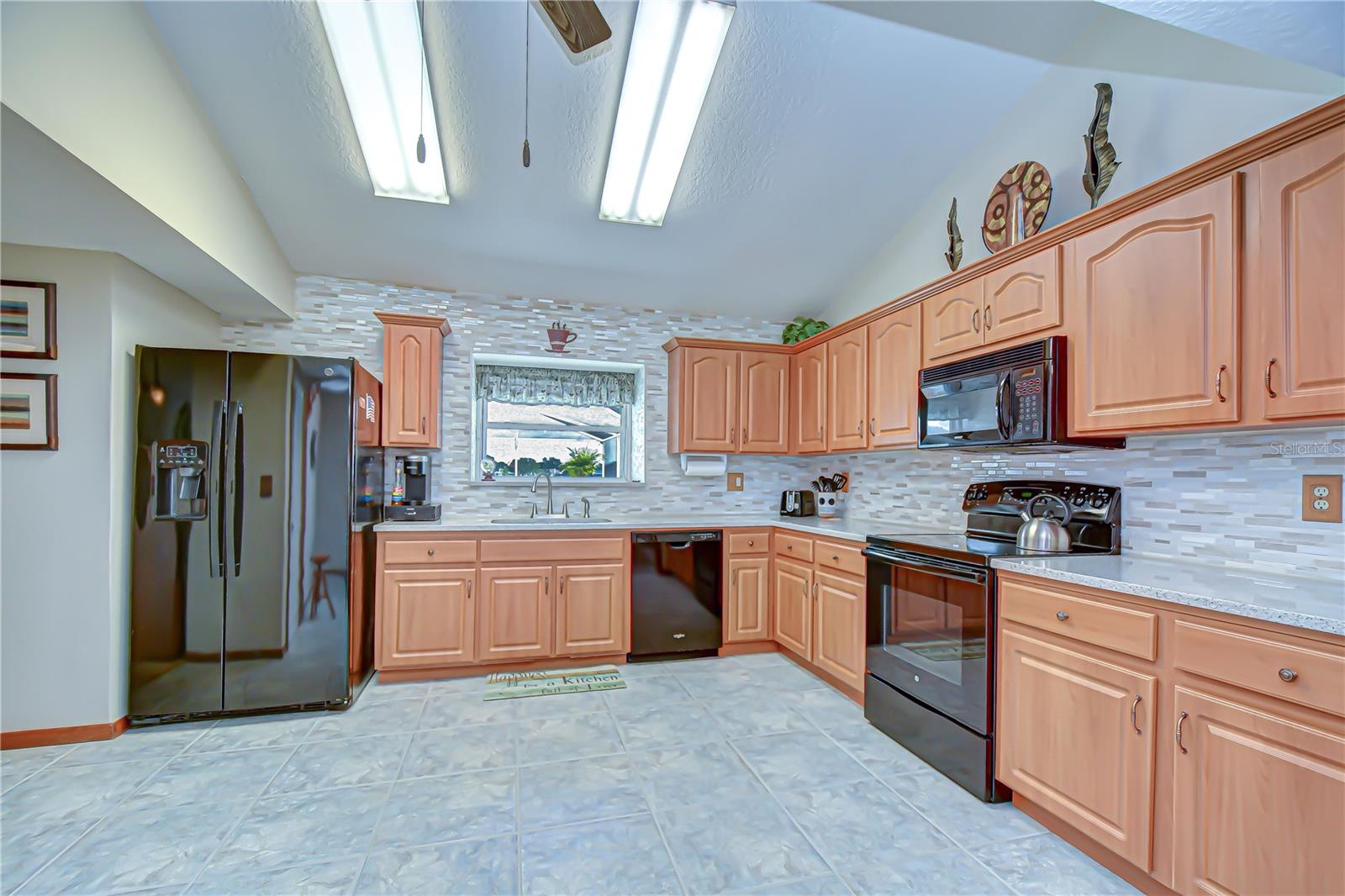 1428 SHELL FLOWER DR, BRANDON, FL, 33511