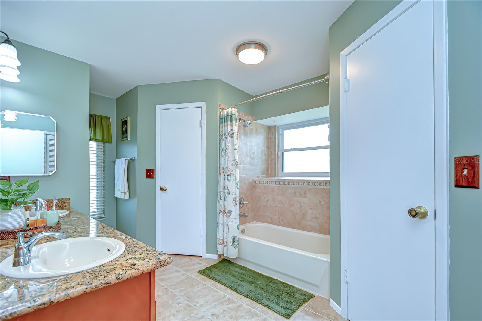 1428 SHELL FLOWER DR, BRANDON, FL, 33511