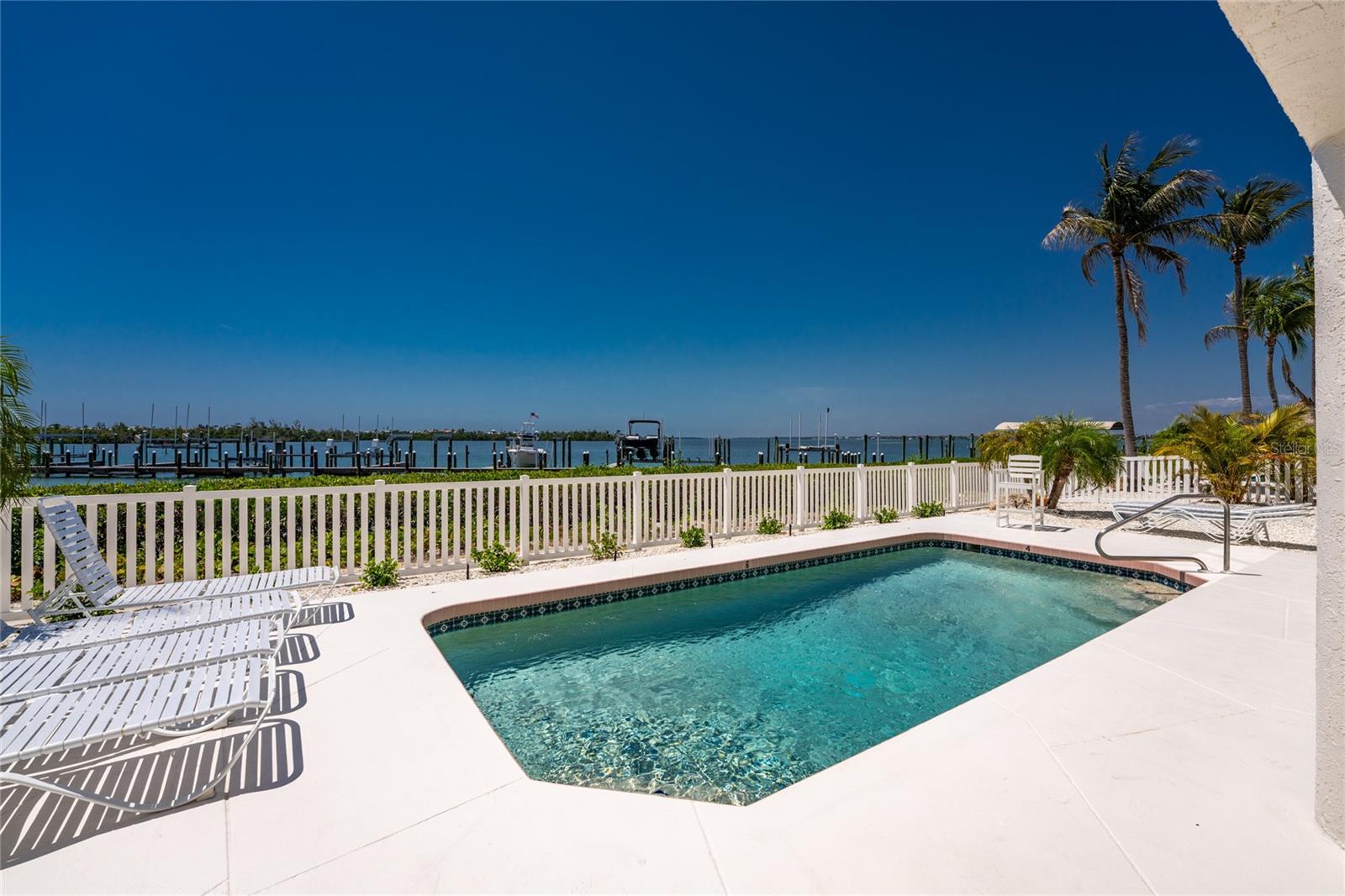 1390 BEACH RD #1, ENGLEWOOD, FL, 34223