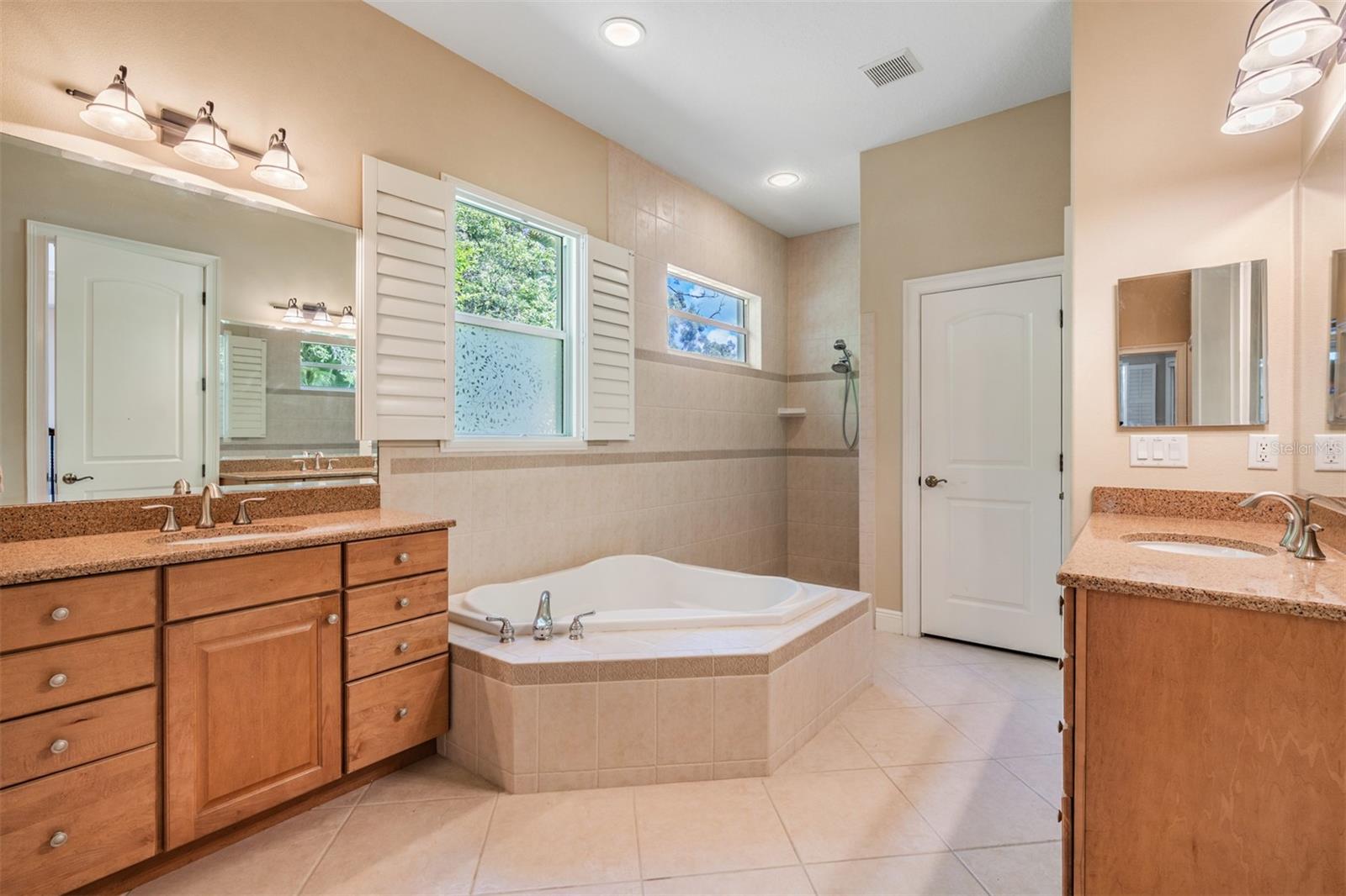 1575 QUAIL DR, DUNEDIN, FL, 34698
