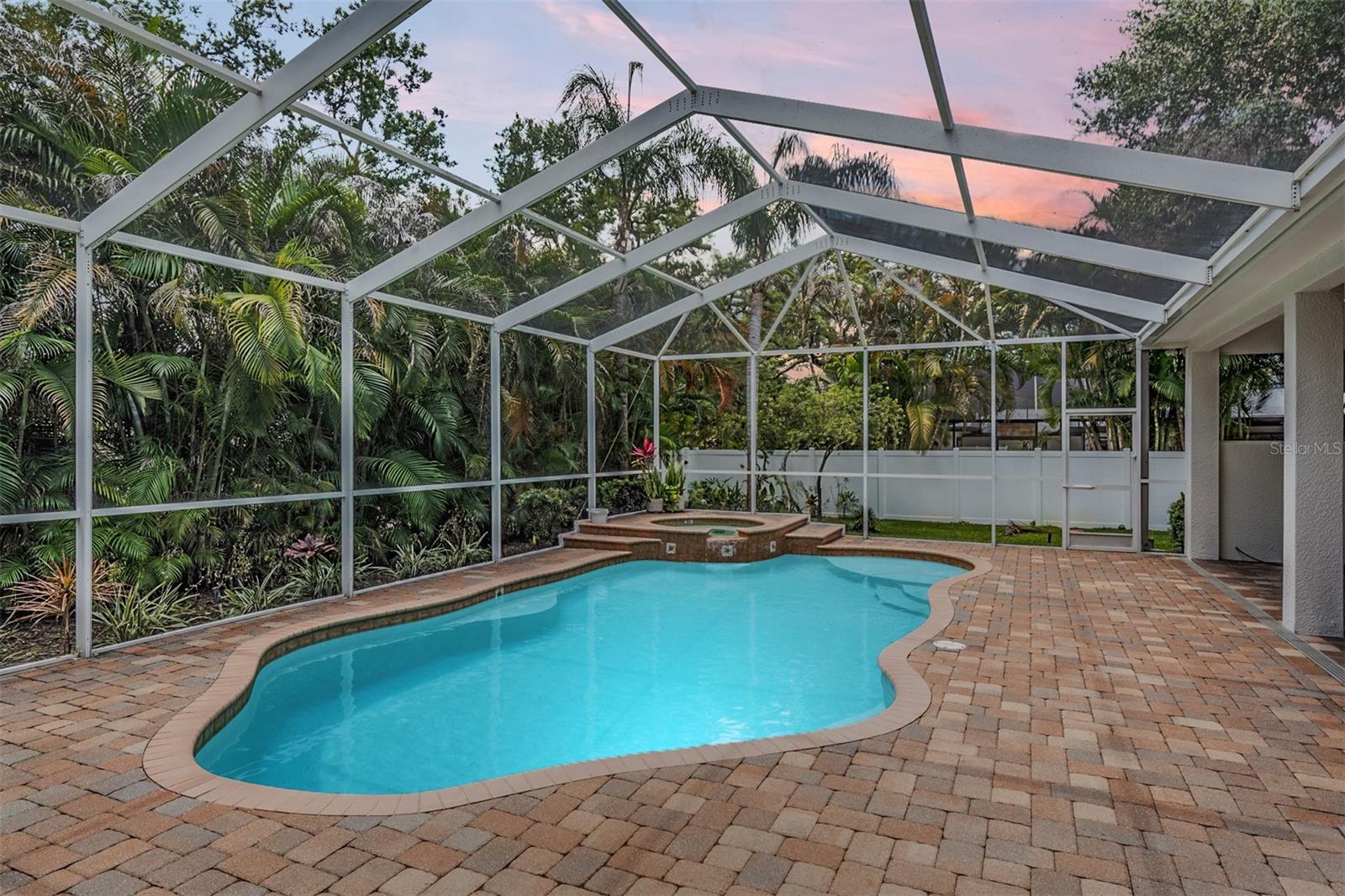 1575 QUAIL DR, DUNEDIN, FL, 34698