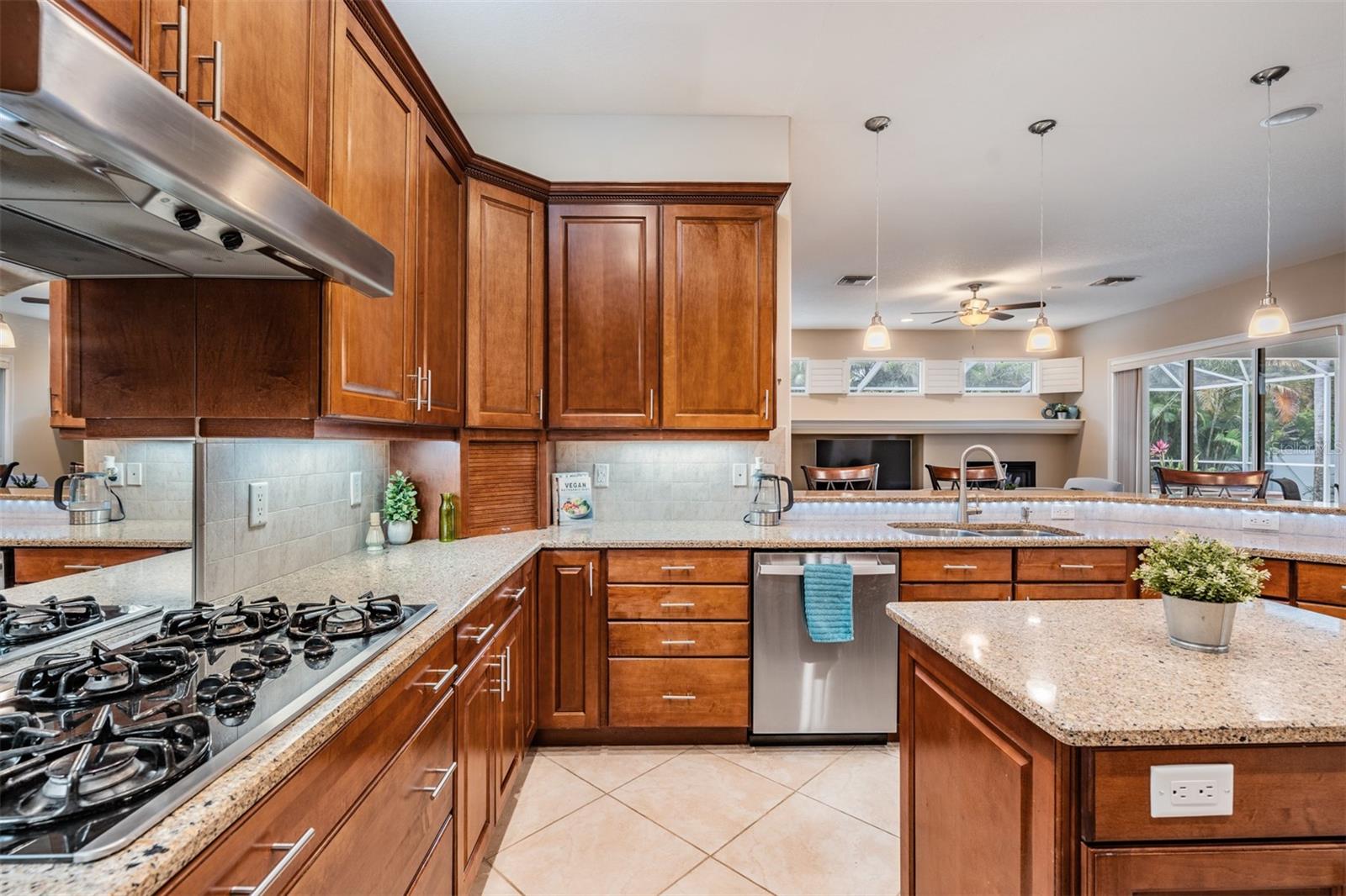 1575 QUAIL DR, DUNEDIN, FL, 34698
