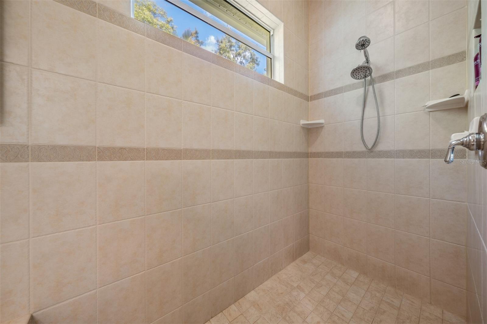 1575 QUAIL DR, DUNEDIN, FL, 34698