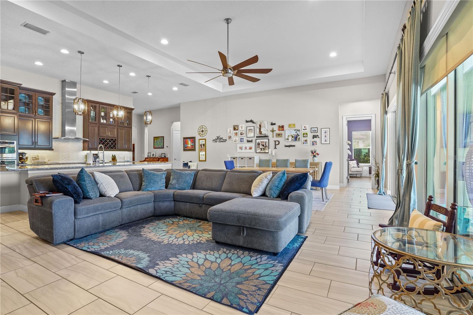 25863 CROSSINGS BLUFF LN, SORRENTO, FL, 32776