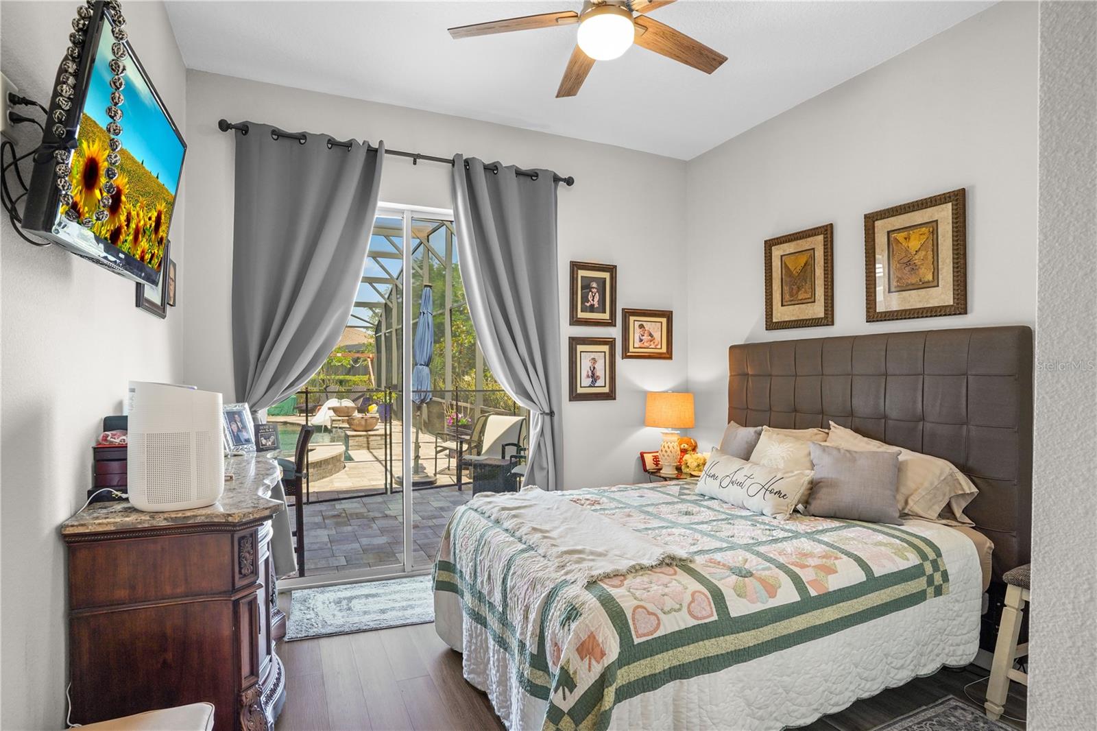 25863 CROSSINGS BLUFF LN, SORRENTO, FL, 32776