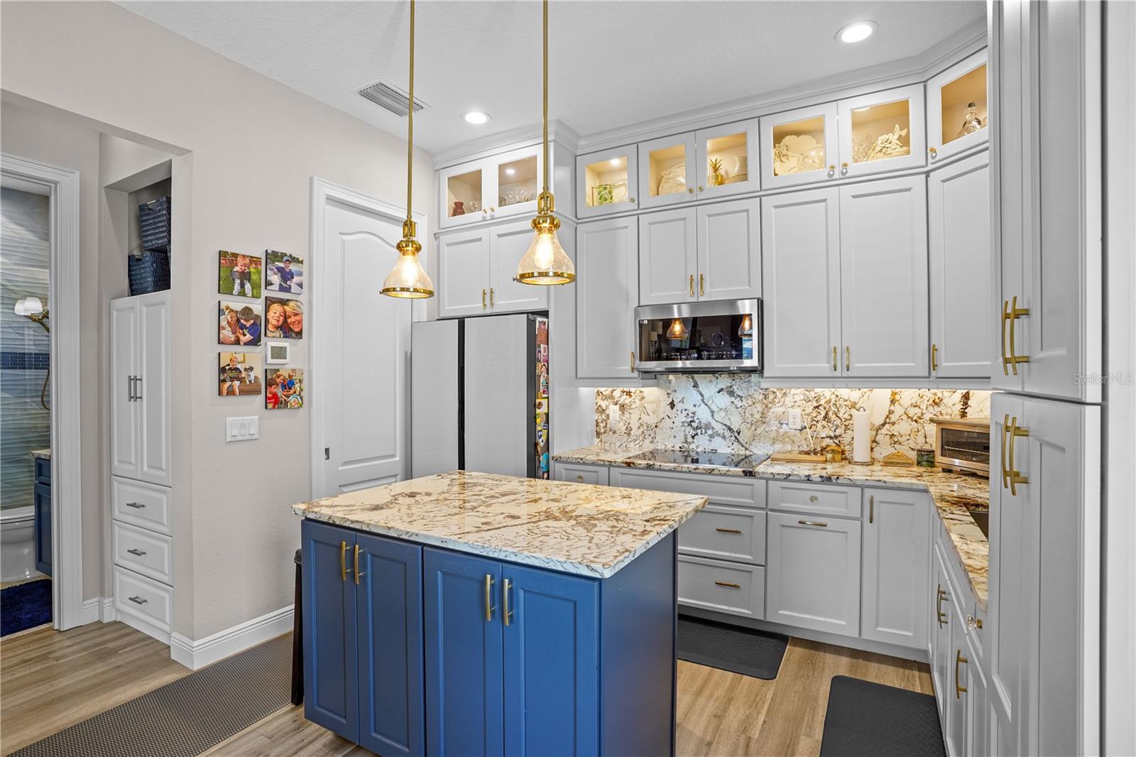 25863 CROSSINGS BLUFF LN, SORRENTO, FL, 32776