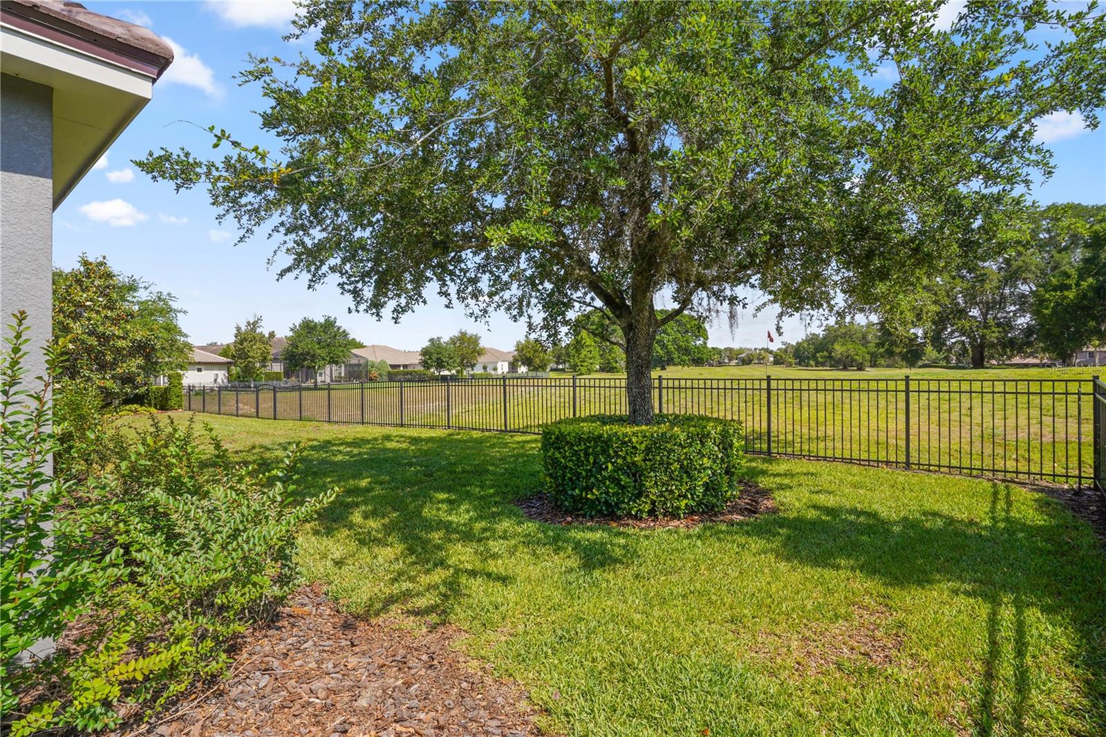 25863 CROSSINGS BLUFF LN, SORRENTO, FL, 32776