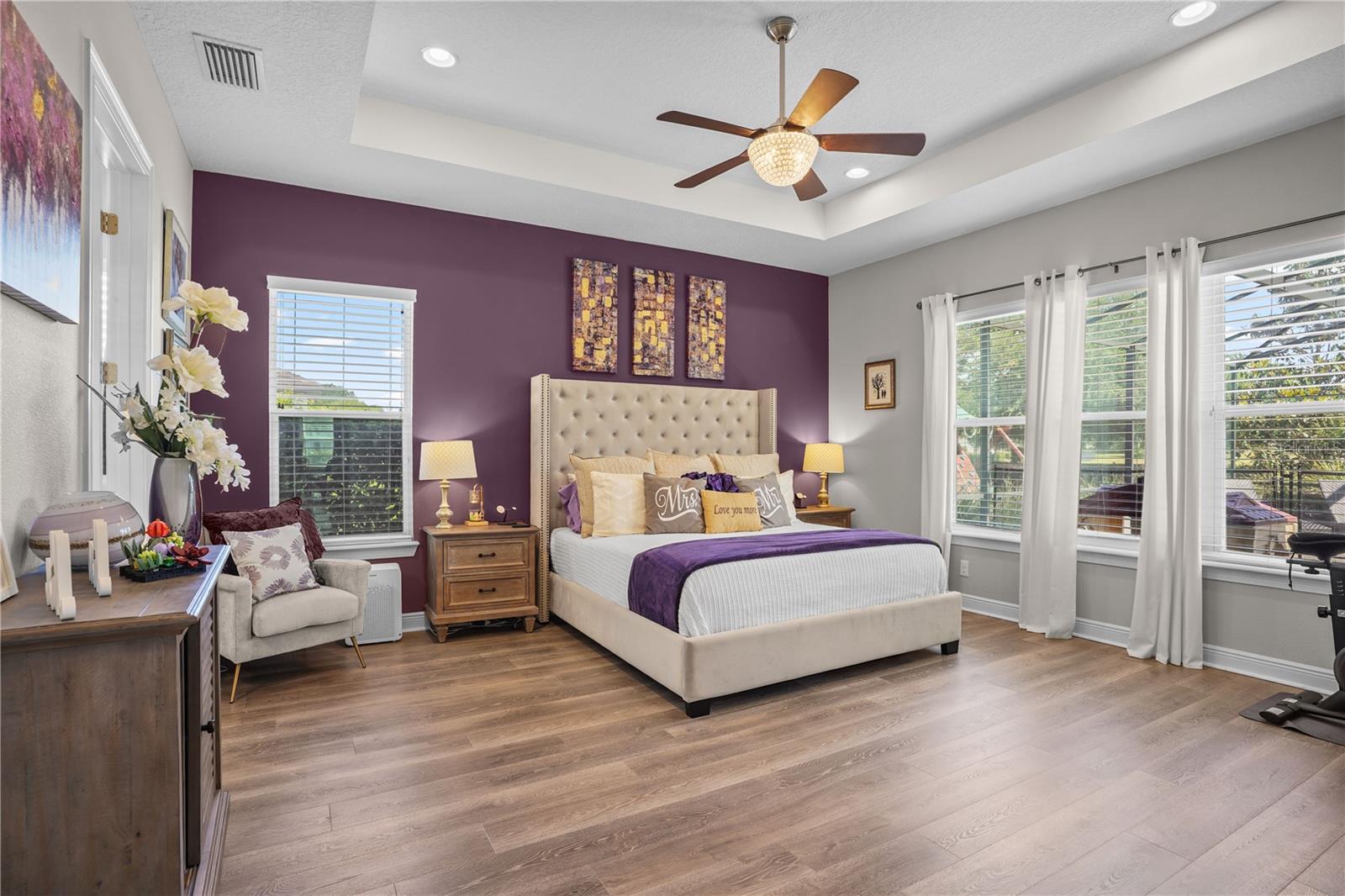 25863 CROSSINGS BLUFF LN, SORRENTO, FL, 32776