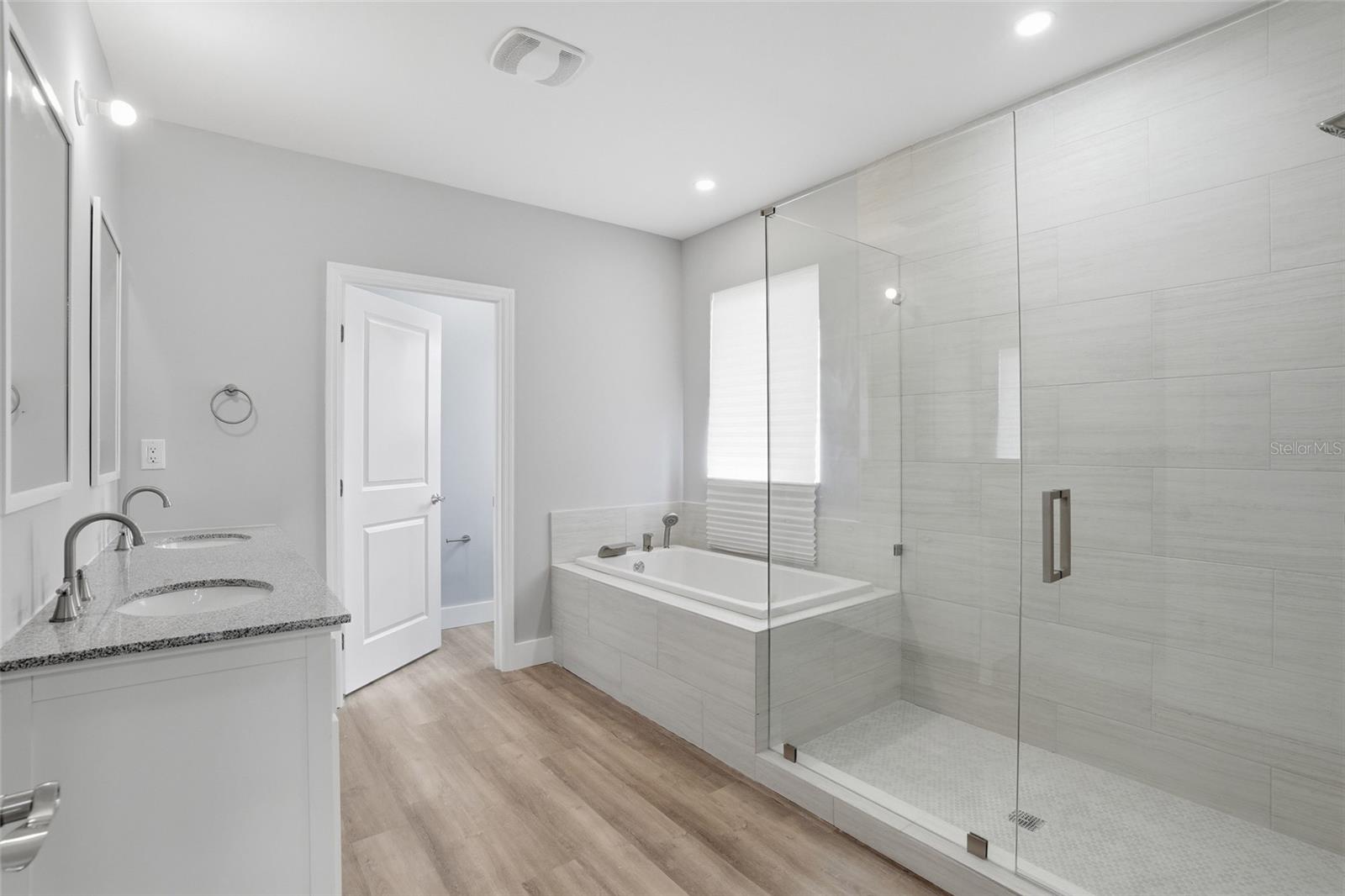 2720 NW 20TH TER, CAPE CORAL, FL, 33993