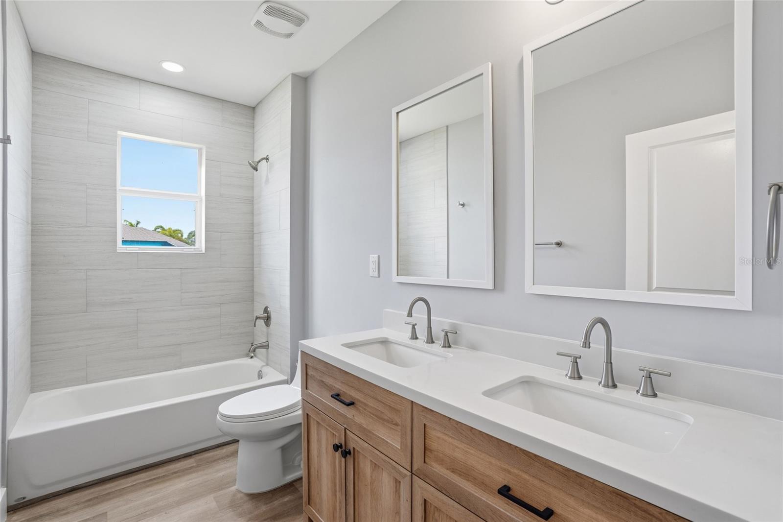 2720 NW 20TH TER, CAPE CORAL, FL, 33993