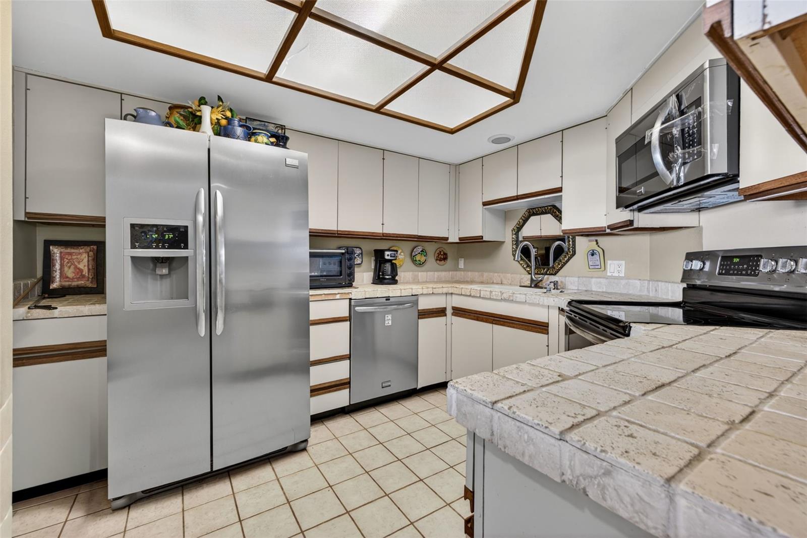 14820 14820 RUE DE BAYONNE #APT 402, CLEARWATER, FL, 33762