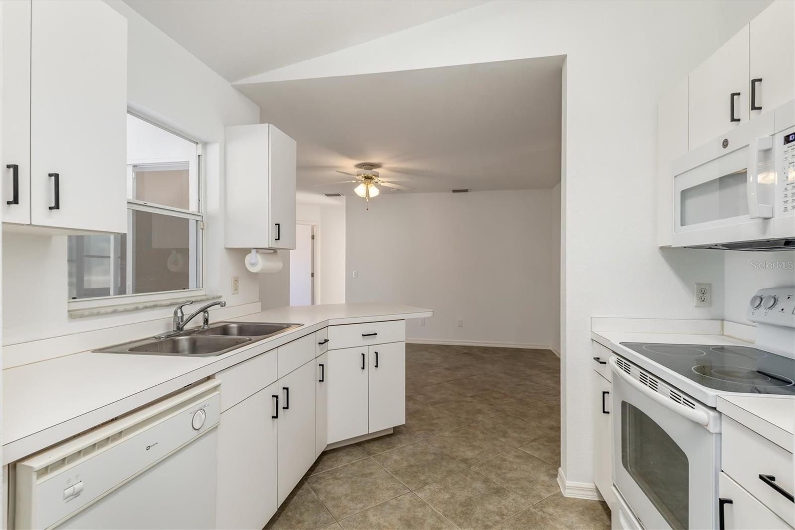 25444 ALICANTE DR, PUNTA GORDA, FL, 33955