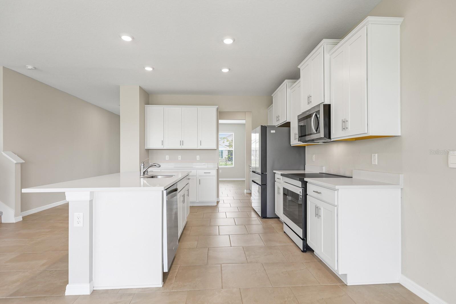 3809 SUNNY SPRING ST, PLANT CITY, FL, 33565