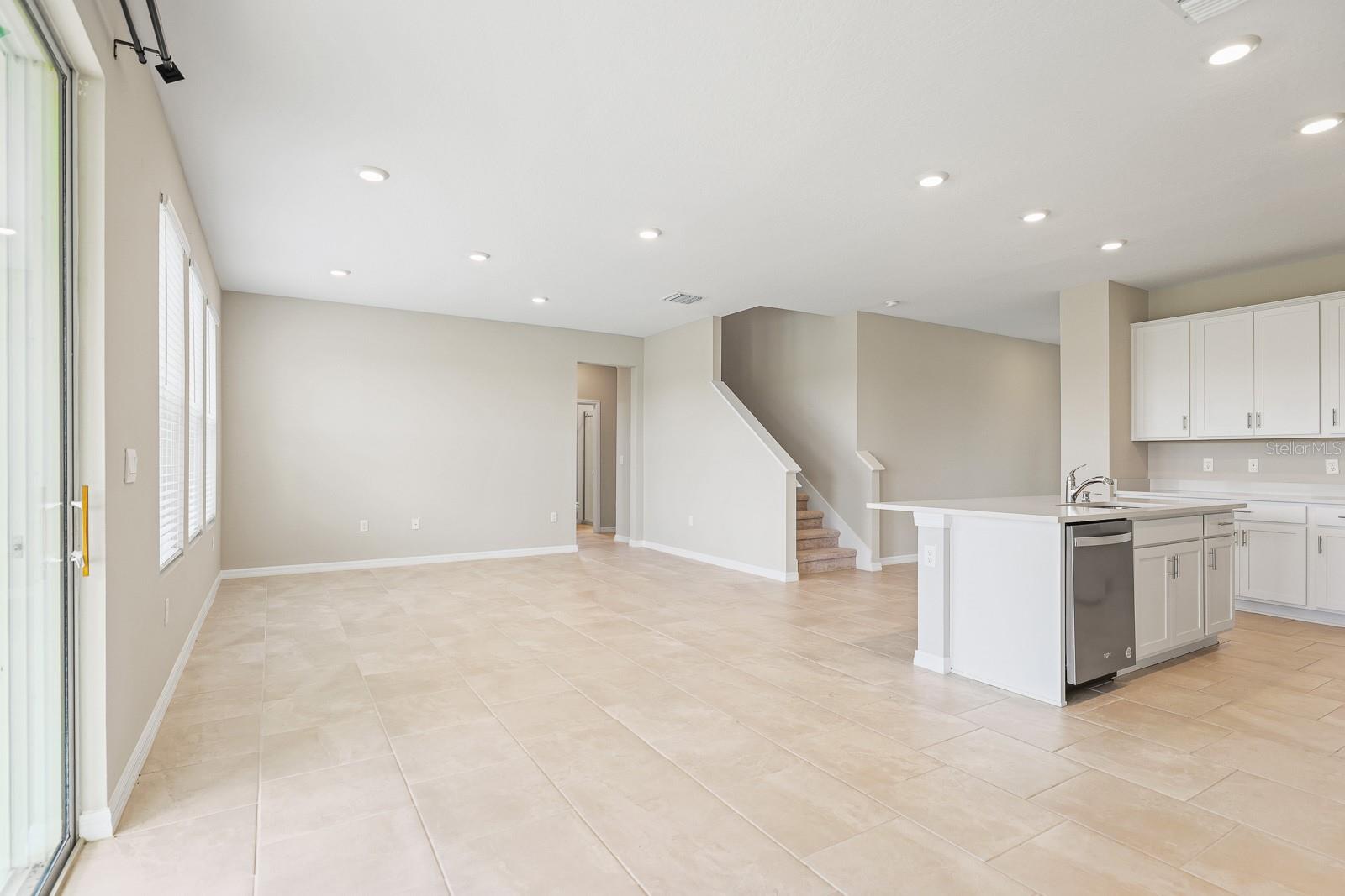 3809 SUNNY SPRING ST, PLANT CITY, FL, 33565