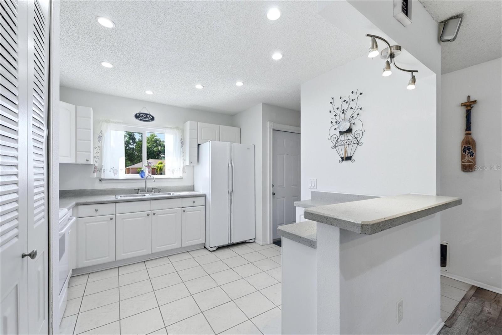 4044 S SALFORD BLVD, NORTH PORT, FL, 34287