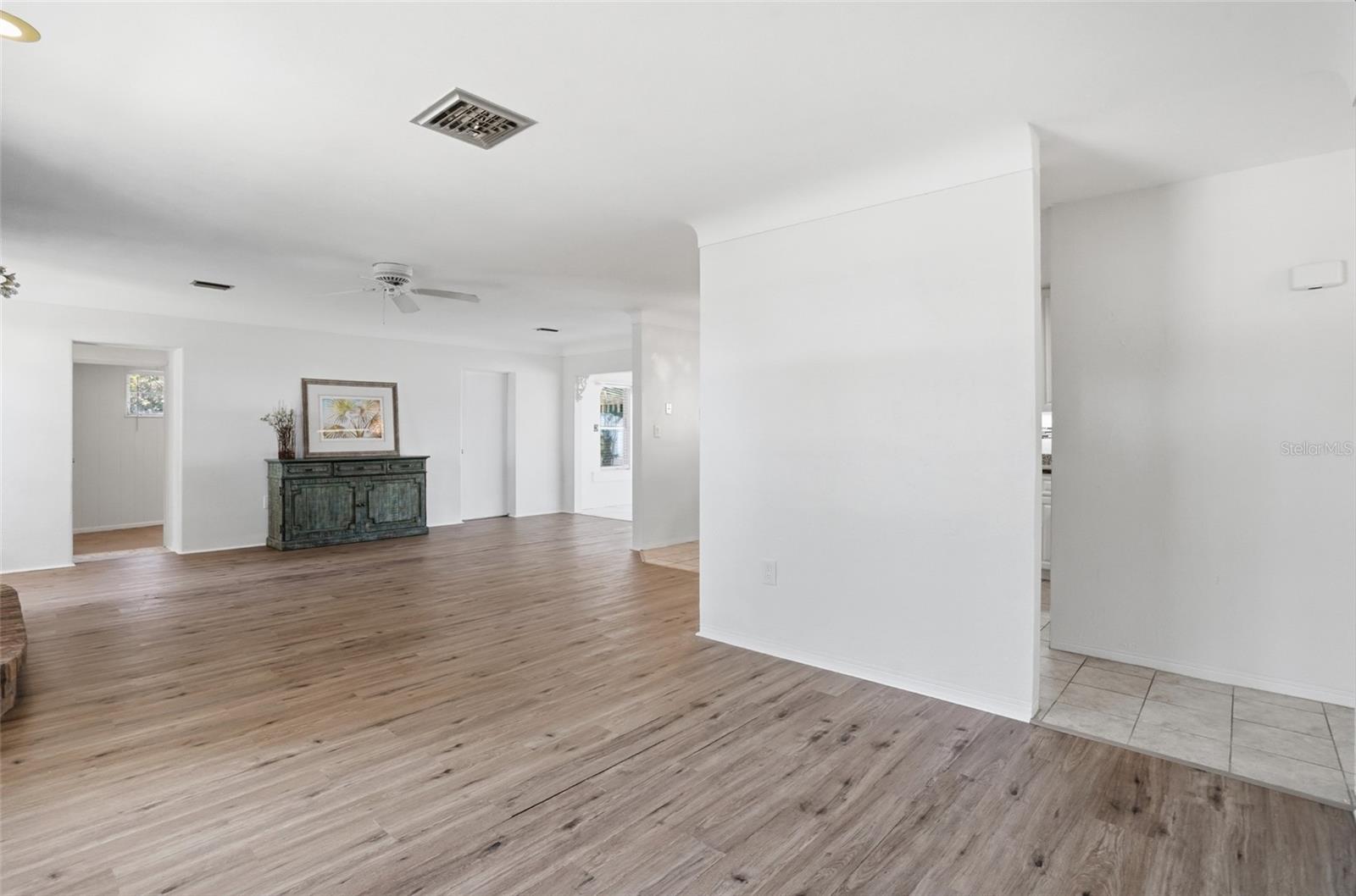 5941 49TH AVE N, KENNETH CITY, FL, 33709