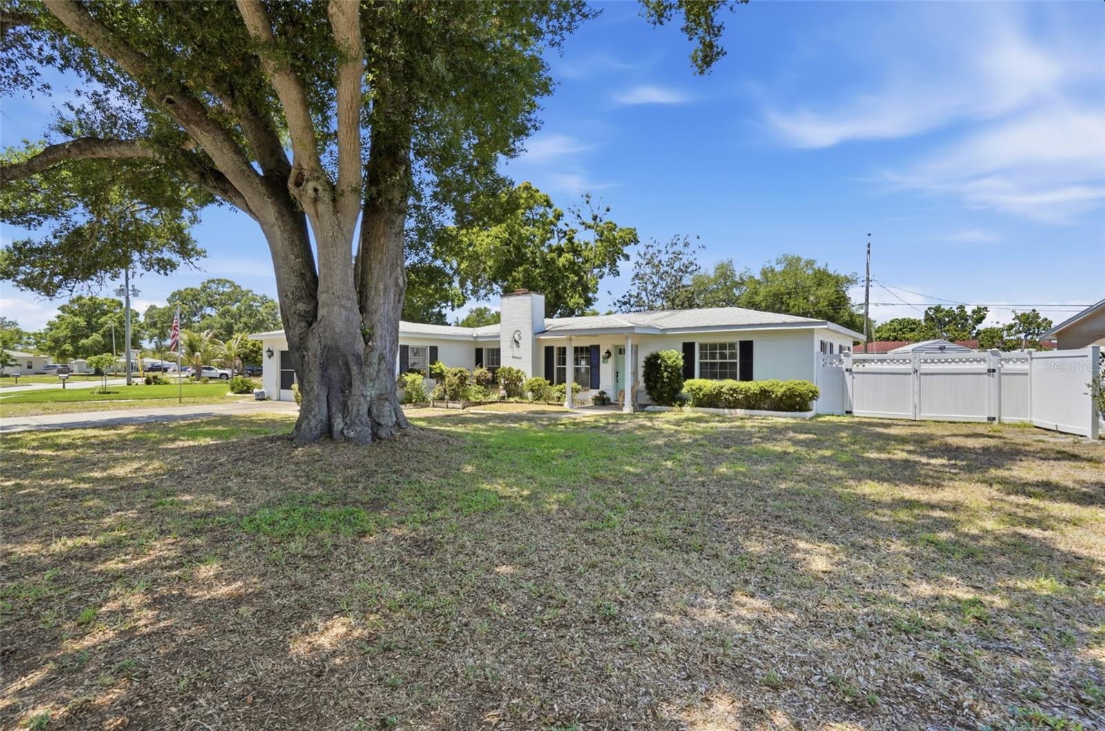 5941 49TH AVE N, KENNETH CITY, FL, 33709