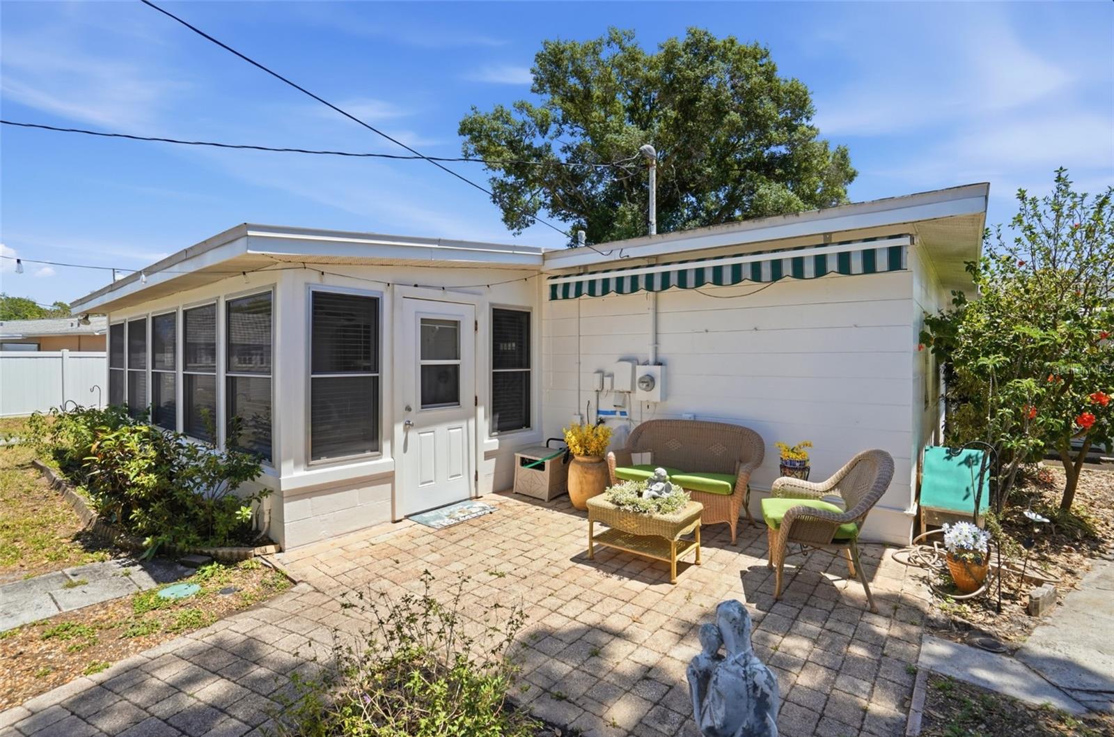 5941 49TH AVE N, KENNETH CITY, FL, 33709