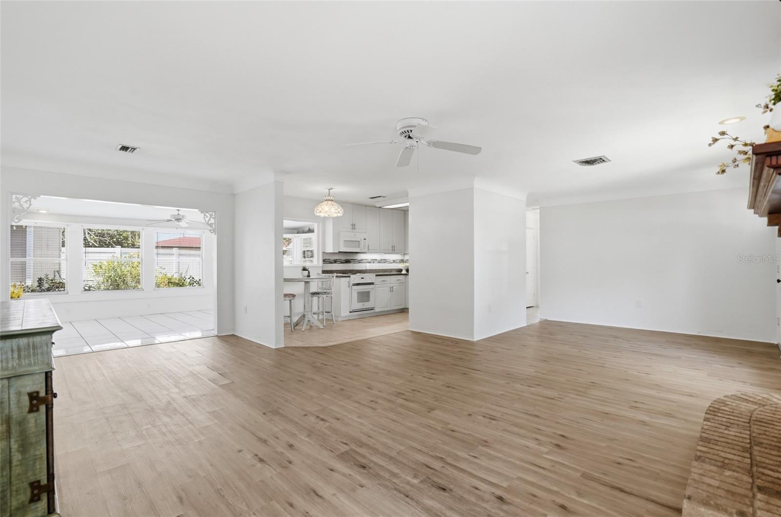 5941 49TH AVE N, KENNETH CITY, FL, 33709