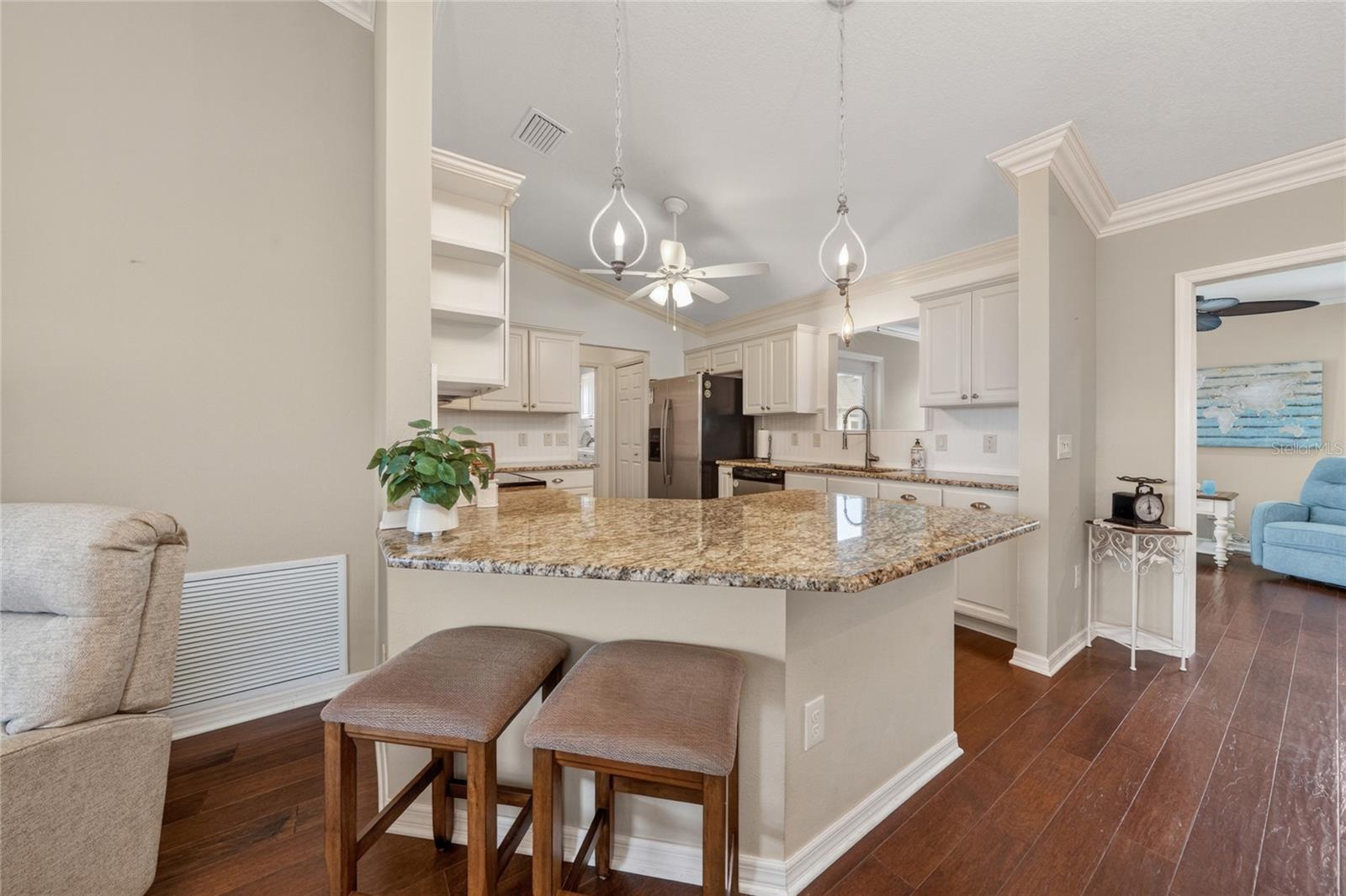 854 FENWICK LOOP, THE VILLAGES, FL, 32163