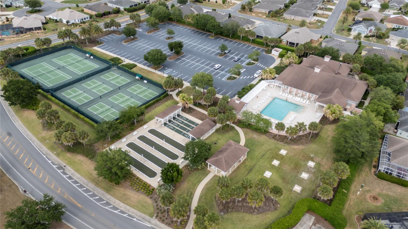 854 FENWICK LOOP, THE VILLAGES, FL, 32163
