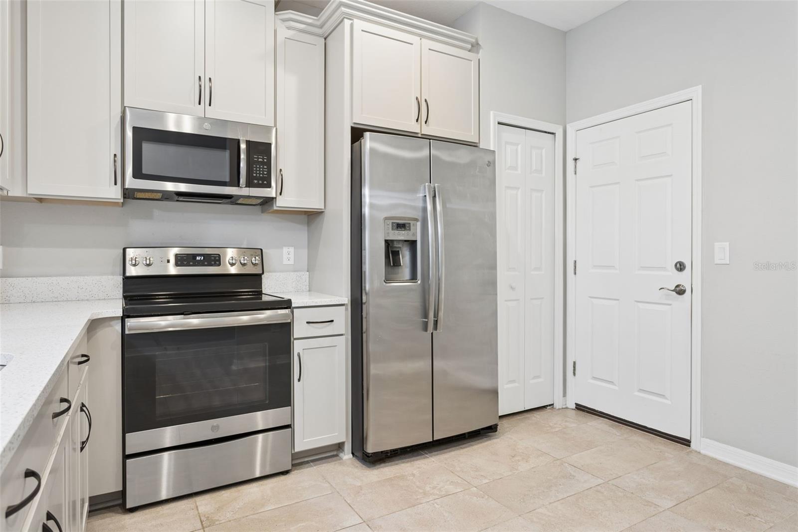 30090 SOUTHWELL LN, WESLEY CHAPEL, FL, 33543