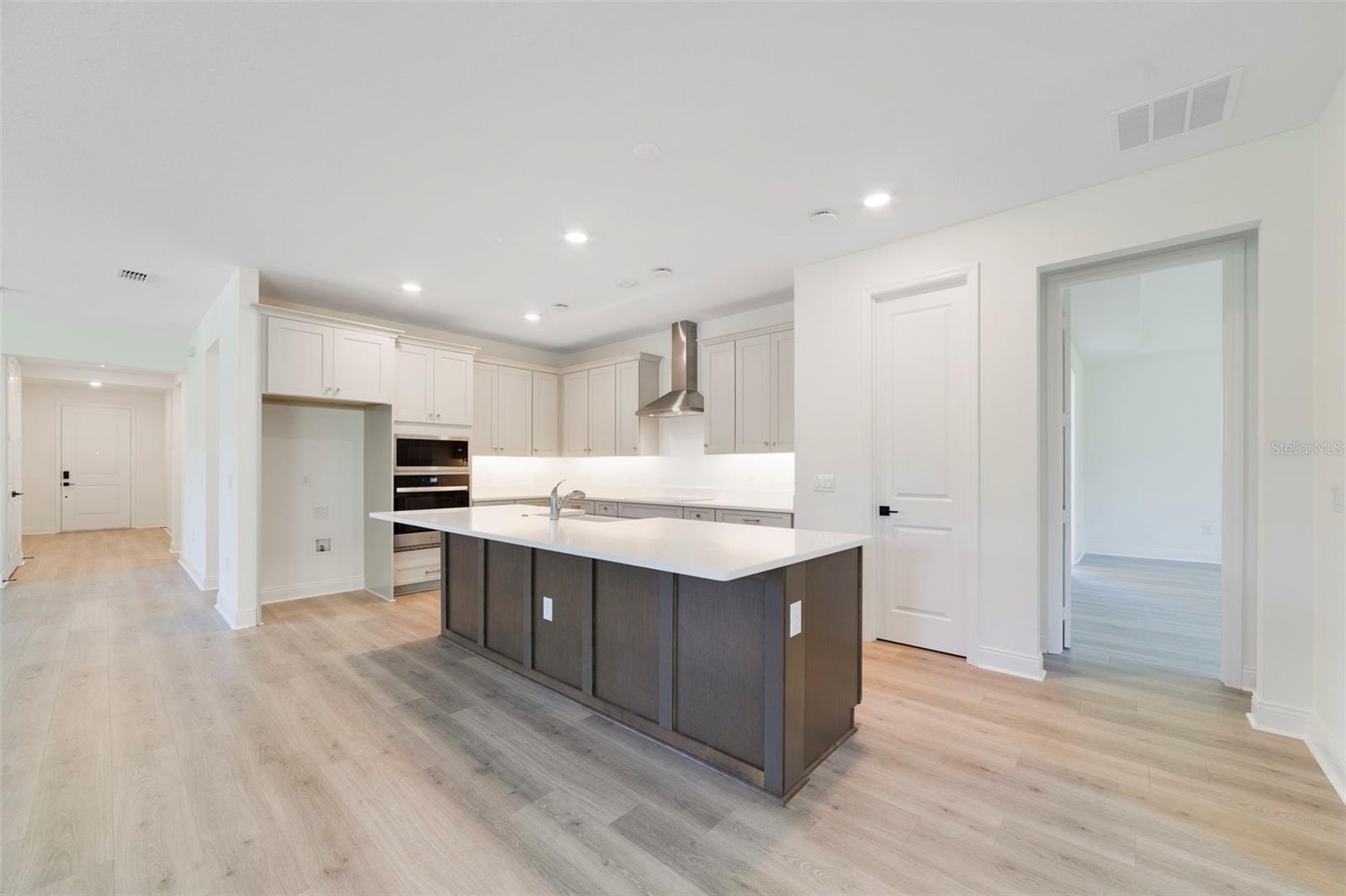 5260 SPARROW TREE PT, SANFORD, FL, 32773