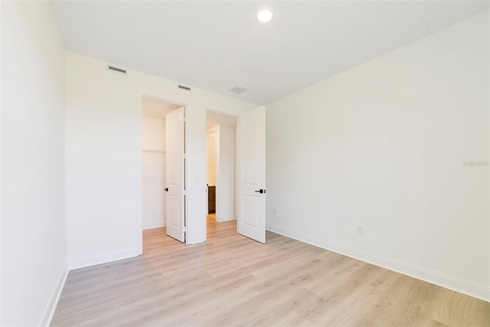 5260 SPARROW TREE PT, SANFORD, FL, 32773