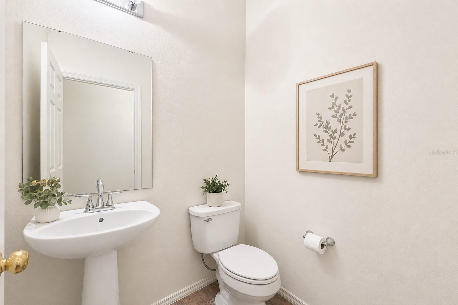 1681 STRATHMORE CIR, MOUNT DORA, FL, 32757