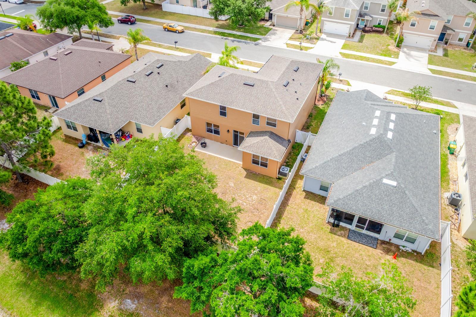 1681 STRATHMORE CIR, MOUNT DORA, FL, 32757