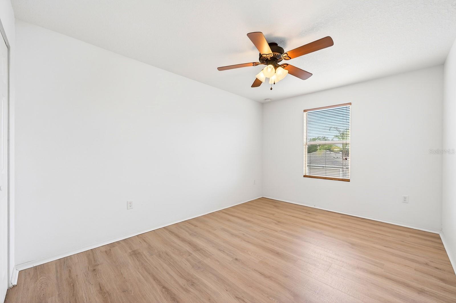 1681 STRATHMORE CIR, MOUNT DORA, FL, 32757
