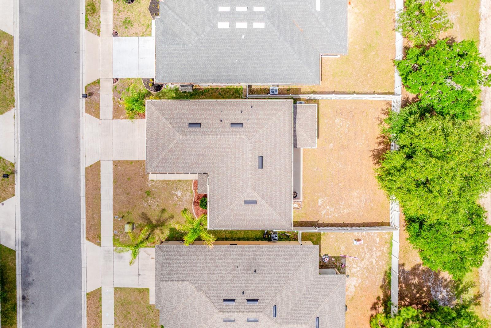 1681 STRATHMORE CIR, MOUNT DORA, FL, 32757
