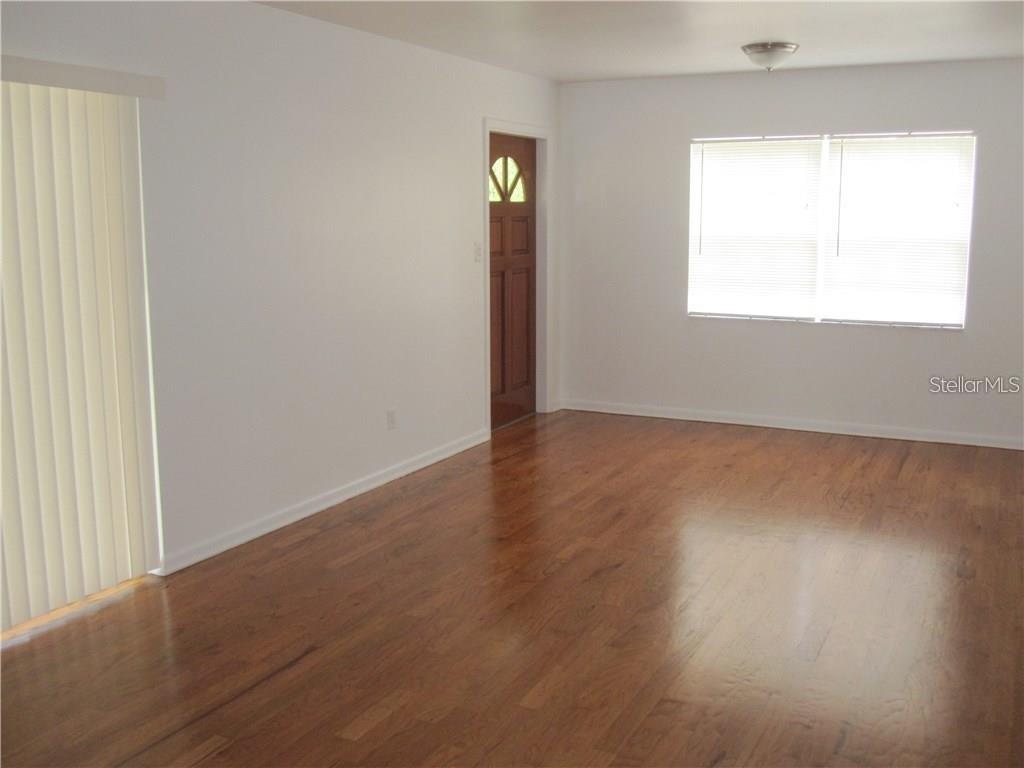 3302 W WALLACE AVE, TAMPA, FL, 33611